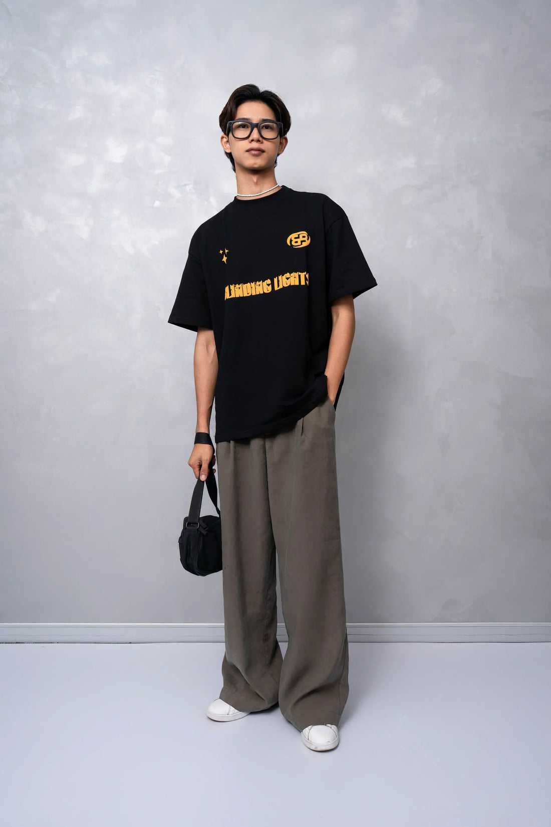 How to Layer Oversized T-Shirts Without Looking Sloppy