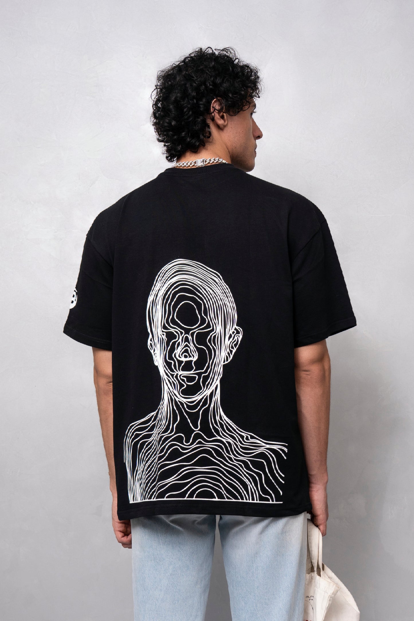 World, Hold On Black Oversized T-Shirt